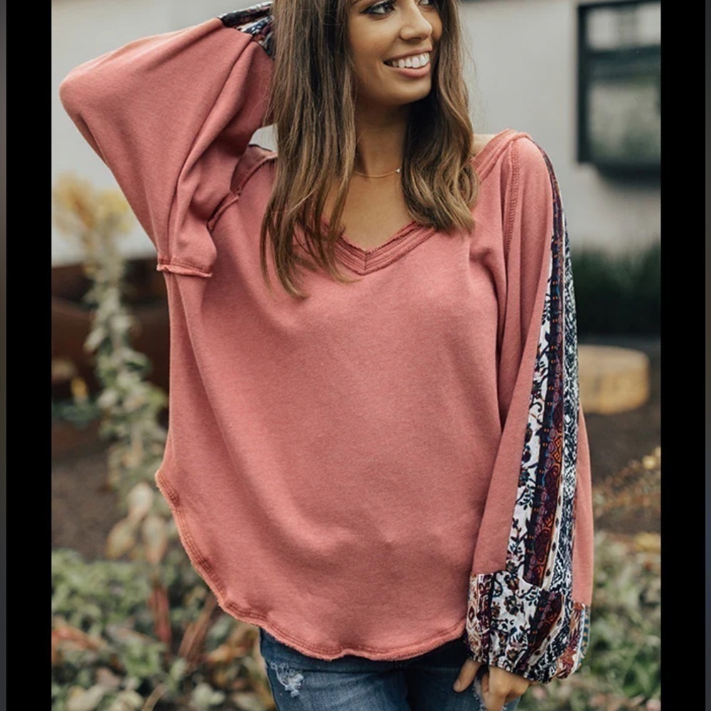 NWT Hummingbird Rome Runway Shift Top in Coral